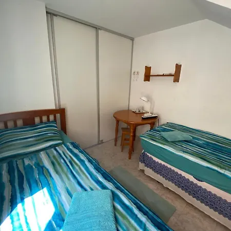 Apartment U More, 3 Loznice